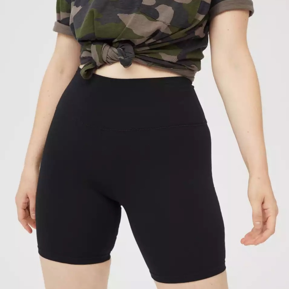 Offline by Aerie Bike Short Black Medium